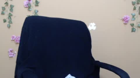 hellen online show from 01/12/25, 10:34