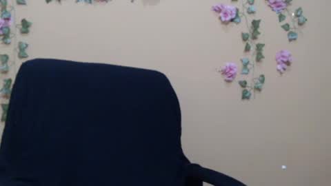 hellen online show from 01/15/25, 06:54