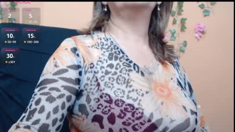 hellen online show from 02/10/25, 08:21