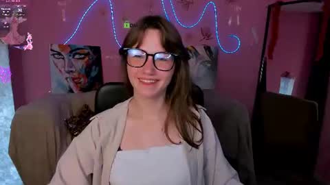 Helli online show from 06/11/26, 12:32