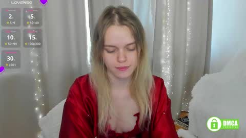 Lily online show from 03/08/25, 11:37