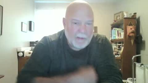 Snapshot of helloforfun111 chatting on 09/23/25, 12:52 helloforfun111 online show from 09/23/25, 12:52