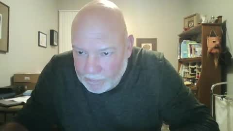 Snapshot of helloforfun111 chatting on 10/13/25, 11:10 helloforfun111 online show from 10/13/25, 11:10