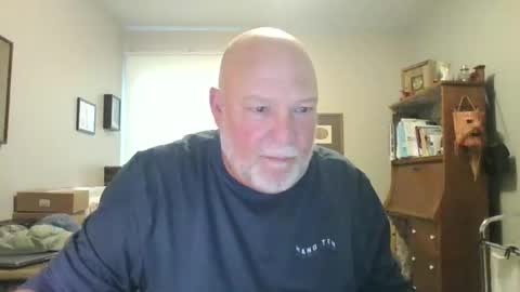 Snapshot of helloforfun111 chatting on 10/19/25, 02:29 helloforfun111 online show from 10/19/25, 02:29