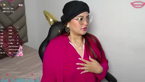 Snapshot of heluejamil chatting on 10/04/25, 02:42 Zahira online show from 10/04/25, 02:42