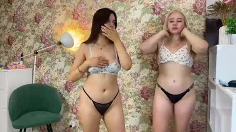 Hemiplekta online show from 06/08/26, 01:50