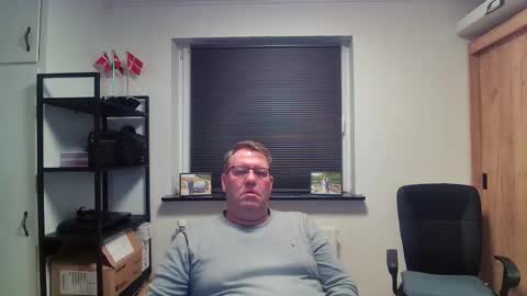 henrikrp1971 online show from 02/16/26, 05:53