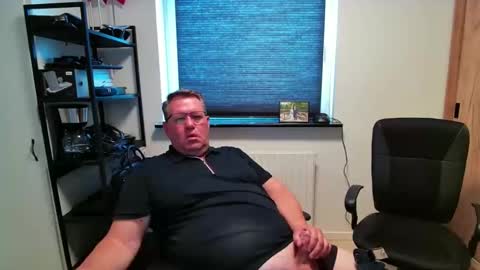 henrikrp1971 online show from 06/01/26, 02:19