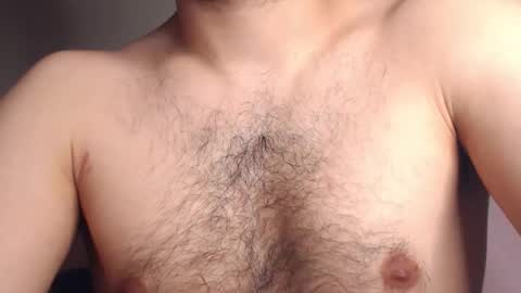 Snapshot of henryaxe chatting on 09/13/25, 10:09 HenryAxe online show from 09/13/25, 10:09