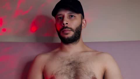 Snapshot of henryaxe chatting on 09/14/25, 10:53 HenryAxe online show from 09/14/25, 10:53