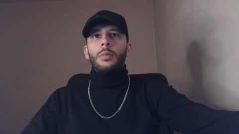 Snapshot of henryaxe chatting on 09/24/25, 11:41 HenryAxe online show from 09/24/25, 11:41