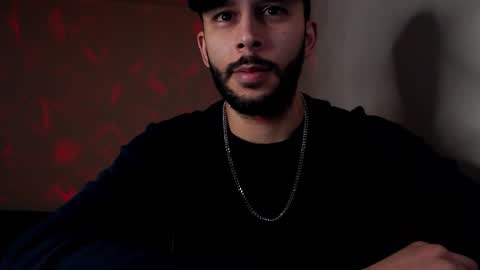 Snapshot of henryaxe chatting on 10/02/25, 06:48 HenryAxe online show from 10/02/25, 06:48