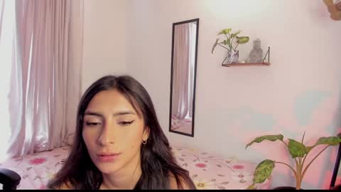 Hello I am Valentina independent Colombian model I love sensuality and pleasure welcome online show from 02/02/25, 09:23