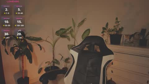 Hello I am Valentina independent Colombian model I love sensuality and pleasure welcome online show from 09/18/25, 03:58