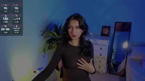 Hello I am Valentina independent Colombian model I love sensuality and pleasure welcome online show from 02/04/26, 05:57