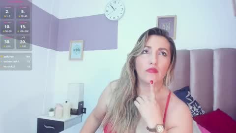 Hera godes online show from 12/26/24, 03:53
