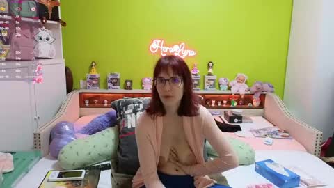 Snapshot of heraluna_ chatting on 04/14/26, 07:53 HeraLuna online show from 04/14/26, 07:53