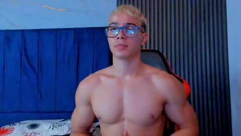 Snapshot of hercules_12345 chatting on 04/30/26, 03:29 Hercules online show from 04/30/26, 03:29