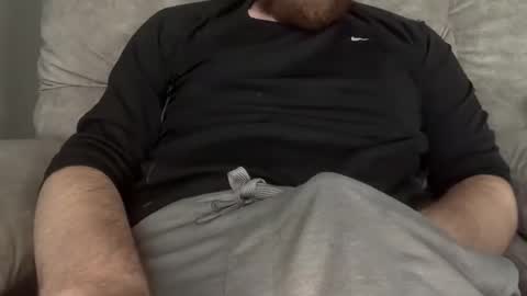 Snapshot of herkimer95 chatting on 02/14/26, 03:31 herkimer95 online show from 02/14/26, 03:31