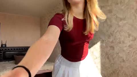 Sylvia online show from 10/04/25, 07:39