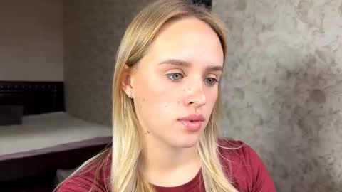 Sylvia online show from 10/07/25, 07:38