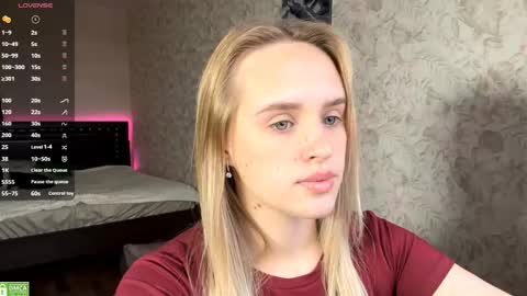 Sylvia online show from 10/27/25, 08:07