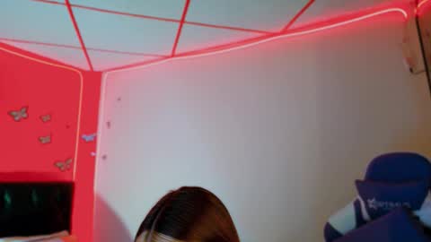 Snapshot of hermione_blonde chatting on 02/02/26, 04:49 hermione_blonde online show from 02/02/26, 04:49