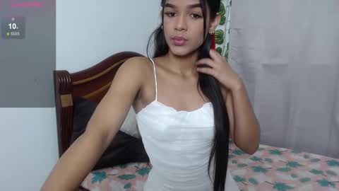 Alana online show from 12/26/24, 10:41