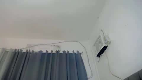 Snapshot of hermosa_princcesa chatting on 05/31/26, 11:39 Aryela online show from 05/31/26, 11:39