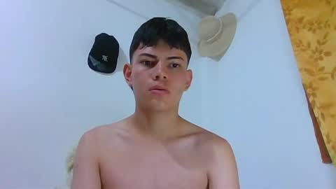 Snapshot of herrerabuitragroedwin chatting on 06/05/26, 10:21 valentin 123 online show from 06/05/26, 10:21