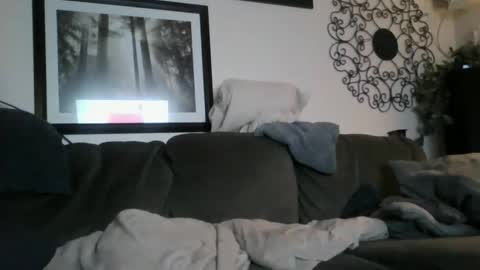 Snapshot of hesh420co chatting on 02/02/25, 11:08 hesh online show from 02/02/25, 11:08