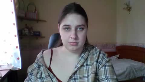 hess_luna_ online show from 02/27/26, 10:04