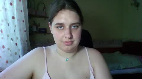 hess_luna_ online show from 06/29/26, 10:15