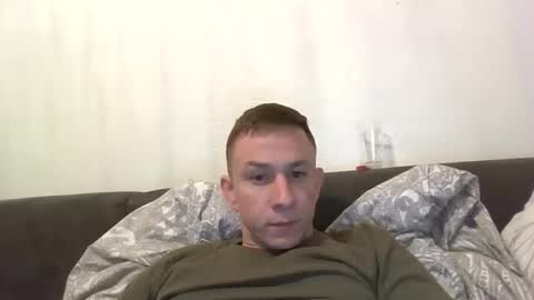 Snapshot of heteroboyxx chatting on 02/17/25, 10:36 heteroboyxx online show from 02/17/25, 10:36