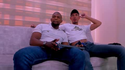 heteros men online show from 02/10/25, 07:38