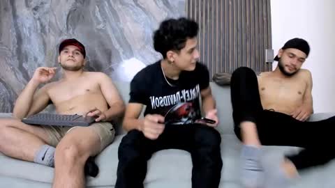 heteros men online show from 02/12/25, 01:52