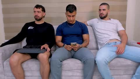 heteros men online show from 02/22/25, 01:24