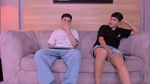 heteros men online show from 07/01/26, 07:35