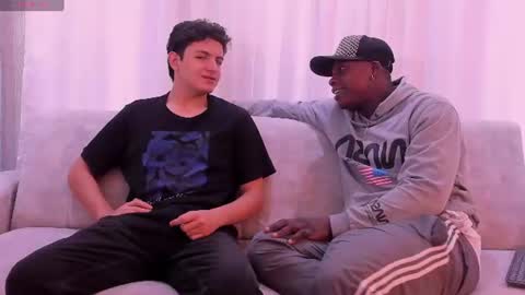 heteros men online show from 07/14/26, 02:12