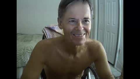 hewes1 online show from 10/21/25, 09:21