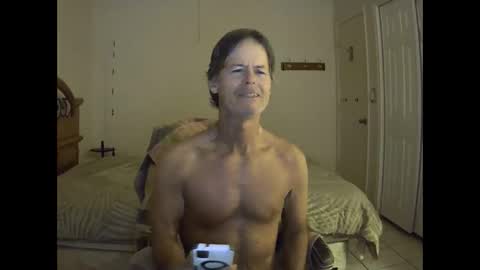 Snapshot of hewes1 chatting on 02/12/26, 09:04 hewes1 online show from 02/12/26, 09:04
