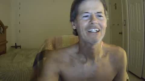 Snapshot of hewes1 chatting on 02/13/26, 04:41 hewes1 online show from 02/13/26, 04:41