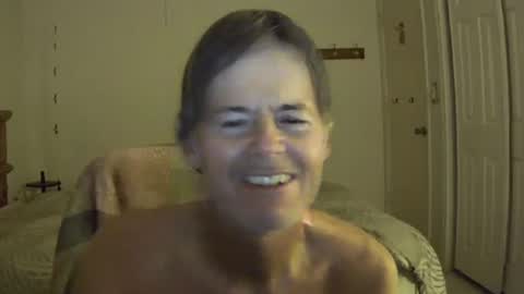 Snapshot of hewes1 chatting on 02/15/26, 04:53 hewes1 online show from 02/15/26, 04:53