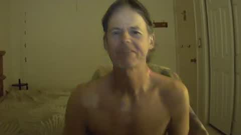 Snapshot of hewes1 chatting on 02/16/26, 12:07 hewes1 online show from 02/16/26, 12:07