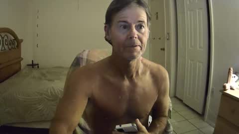Snapshot of hewes1 chatting on 02/27/26, 09:42 hewes1 online show from 02/27/26, 09:42