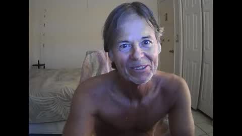 Snapshot of hewes1 chatting on 04/13/26, 11:43 hewes1 online show from 04/13/26, 11:43