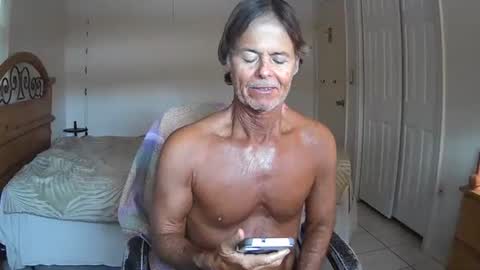 Snapshot of hewes1 chatting on 04/14/26, 12:11 hewes1 online show from 04/14/26, 12:11
