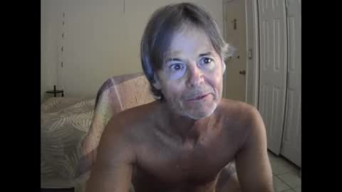 Snapshot of hewes1 chatting on 04/15/26, 09:16 hewes1 online show from 04/15/26, 09:16