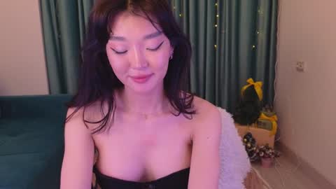 Audrey online show from 01/02/25, 06:12