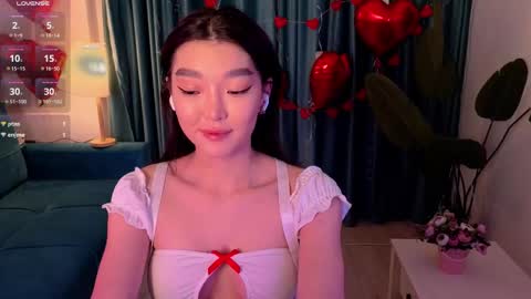 Audrey online show from 02/17/25, 01:21